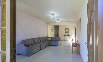 Imagem 3: Porto Alegre - Casa Padrão - Tristeza