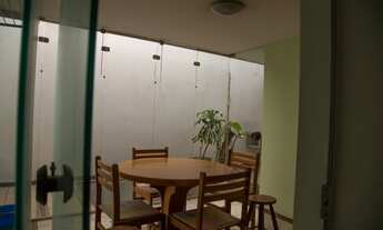 Imagem 2: Sobrado em Moema 200m² 4 Dormitórios, 1 Suíte, 3 Banheiros