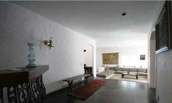 Imagem: Casa à venda com 390m², 3 quartos e 2