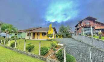 Imagem: Casa em Alto Cedros/ Rio dos Cedros