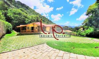 Imagem 2: Casa Nova no Condomínio Quinta do Lago em Itaipava, 4 Suítes,750m², com Riacho nos Fundos