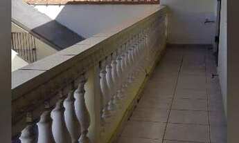 Imagem 7: Amplo sobrado com terreno excelente