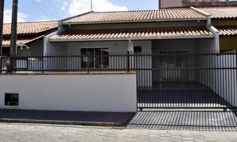 Imagem: Casa a 250 metros do mar. Excelente localização