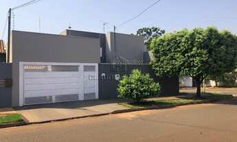 Imagem 2: Casa Térrea de esquina com planejados. Bairro jardim Tijuca