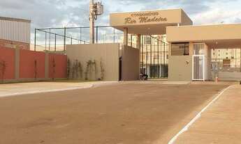 Imagem: Vende-se) RIO MADEIRA - Sobrado com 3 dormitórios