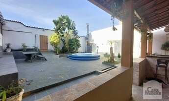 Imagem 6: Casa à Venda - Mantiqueira, 4 Quartos, 212 m²