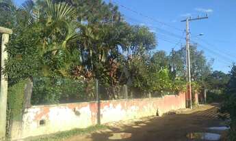 Imagem: Amplo terreno próximo da Praia do Ouvidor