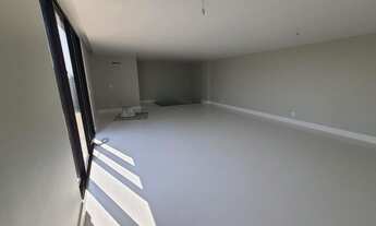 Imagem 3: Magnífica Casa de 656 metros quadrados com 5 quartos em Barra da Tijuca - Rio de Janeiro