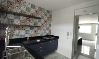 Imagem 7: Casa de condomínio linda, repleta de armários