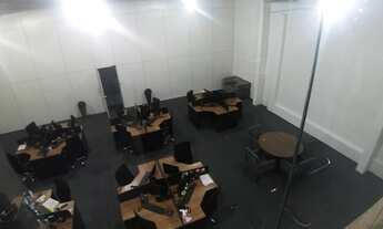 Imagem 2: Galpão Comercial na Lapa 461m² 3 Banheiros e 10 Vagas