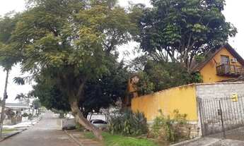 Imagem 4: Casa Sobrado 3 pavimentos com lago natural