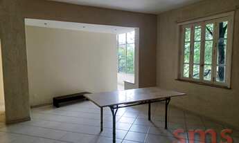 Imagem: No verde do Jardim Botânico, com estilo