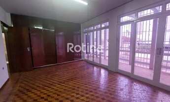 Imagem 6: Casa para aluguel, 4 quartos, 2 vagas, Martins - Uberlândia/MG