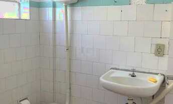 Imagem 7: Apartamento JK, a poucos metros da Redenção. Condomínio com 2 elevadores, portaria 24h e c