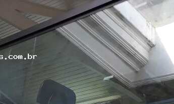 Imagem 3: Casa Comercial para Locação em Taubaté, Centro, 3 dormitórios, 1 suíte, 3 banheiros, 2 vag