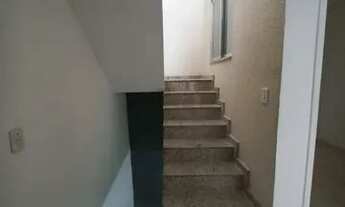 Imagem 6: Aluga-se uma Ótima Casa de 02 Quartos em Bento Ribeiro com 1 Vaga - Leia a Descrição