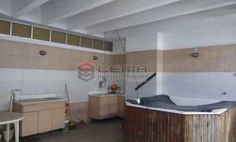 Imagem 2: Prédio com infra,segurança. Cobertura ampla com Duas salas.3 Quartos.Suite.Dependência.1 v