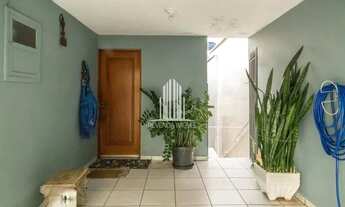 Imagem 2: Sobrado à venda 120m² 4 dormitórios 2 banheiros 2 vagas de garagem Vila Ré