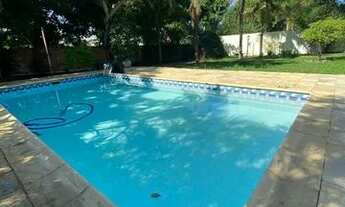 Imagem 4: CASA DUPLEX, 5 QUARTOS (3 SUÍTES), 1100M², C/ DEPENDÊNCIA, PISCINA E CHURRASQUEIRA