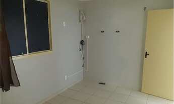 Imagem 6: Apartamento térreo com sacada