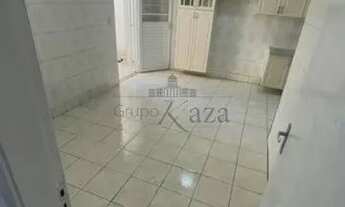 Imagem 5: Casa para aluguel tem 200 metros quadrados com 5 quartos