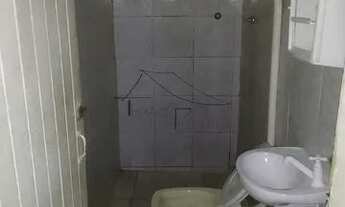 Imagem 4: Kitnet no Belenzinho, de 35m², com sala e dormitório integrados, cozinha e banheiro, com f