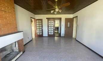 Imagem 2: PORTO ALEGRE - Casa Padrão - Ipanema