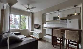 Imagem 2: Apartamento Totalmente Reformado a Venda no bairro Menino Deus por R$279.000