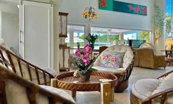 Imagem 4: Casa de luxo com 5 suítes e área de lazer com piscina, sauna e churrasqueira - 4 vagas - J