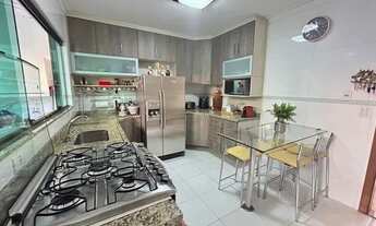 Imagem 6: Sobrado encantador com 2 dormitórios à venda, 102 m² por R$ 640.000 - Vila Boaçava - São P