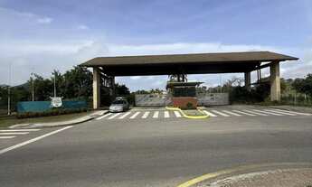 Imagem 2: Magnífico terreno no melhor condomínio de Golf Club