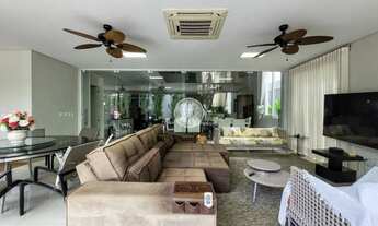 Imagem: Casa Sobrado em condomínio com 4 Quartos