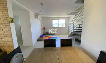 Imagem 4: Apartamento duplex com vista para o ma r