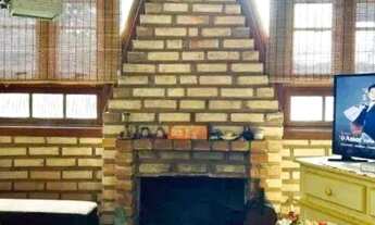 Imagem 7: Casa rústica próxima à praia do Morro das Pedras