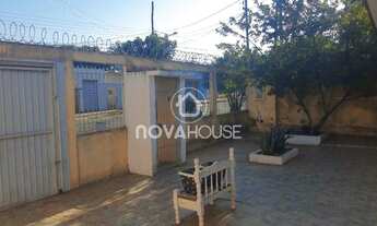 Imagem 3: CASA COM MUITO ESPAÇO E ÓTIMA LOCALIZAÇÃO