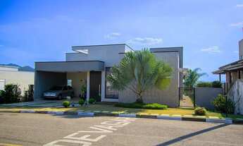 Imagem 4: O Paraíso em Atibaia: Casa de Alto Padrão com Lazer Completo no Condomínio Serra da Estrel