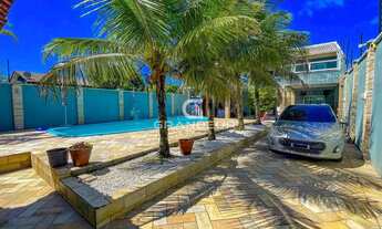 Imagem 4: Sobrado Sofisticado Próximo ao Mar Amplo Terreno, Área Gourmet e Pé-Direito Alto!