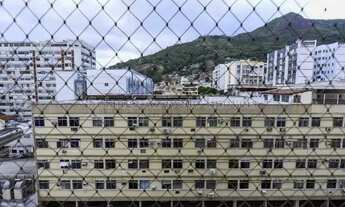 Imagem 5: RUA ALEXANDRE DE GUSMÃO 3 QUARTOS VARANDA E 2 VAGAS