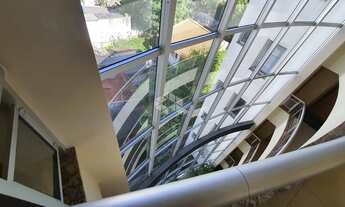 Imagem 5: Ótima sala de frente, 1 vaga, 60m2 de área total, portaria 12hs, de R$370mil por R$220mil