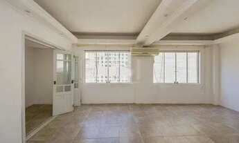 Imagem 2: Apartamento para Venda - 46m², 1 dormitório, sendo 1 suites, Centro Histórico