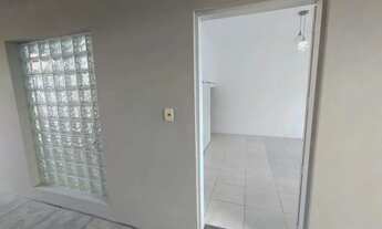 Imagem 3: Sobrado para venda possui 138 metros quadrados com 3 quartos em Morada do Vale III - Grava