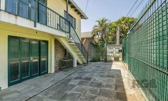 Imagem 4: Casa com 5 dormitórios no bairro Jardim Sabará