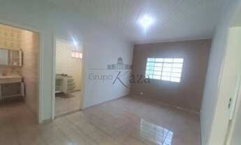 Imagem 4: Oportunidade - Casa Térrea - Monte Castelo - 4 Dormitórios - 148m²