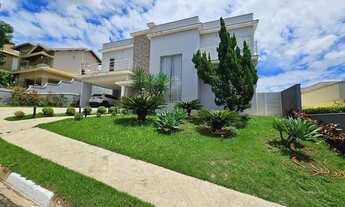 Imagem: Casa à venda em Residencial Fechado Flora