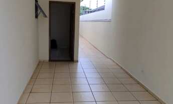 Imagem 3: Casa para alugar com 03 quartos com ótima localização no Jardim Catedral