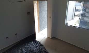 Imagem 4: Sobrado para Venda em Curitiba, SITIO CERCADO, 3 dormitórios, 1 suíte, 2 banheiros, 2 vaga