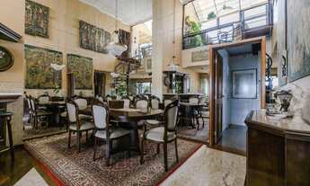 Imagem: Cobertura totalmente mobiliada com vista