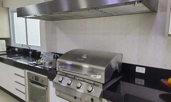 Imagem 2: Sobrado Alto Padrão frente para Área Verde Preservada. Piscina. Churrasqueira chair-broil