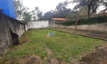 Imagem 2: Terreno aterrado, murado, em rua sem saída na praia Massaguaçu