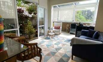 Imagem 5: Lindo sobrado em condomínio Fechado com 4 dormitórios e 4 vagas, ótima localização